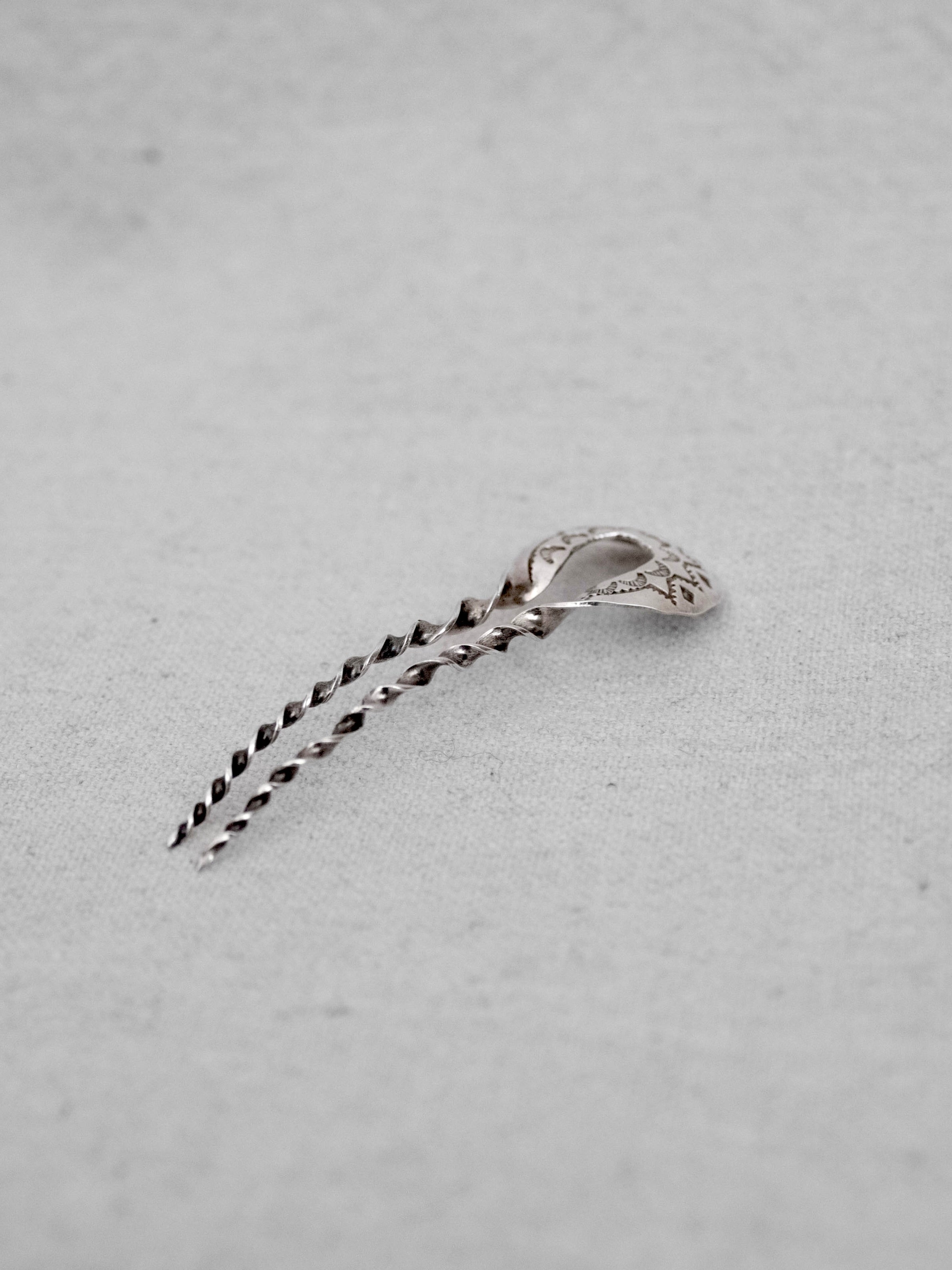 Sterling Silver Sunburst Engraved Hair Ornament